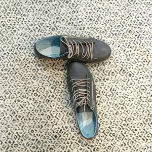 CLOUD Aika Basic 41 euro. 9.5 - 10 US